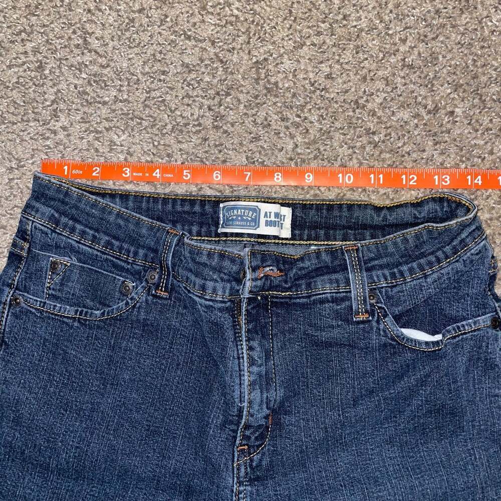 Signature by Levi Strauss & Co. Bootcut Jeans Women's Size 12 Short - Picture 3 of 9